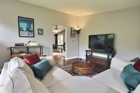 Cozy Lake Stay | King, Wood Stove + Fenced Yard - Image 1