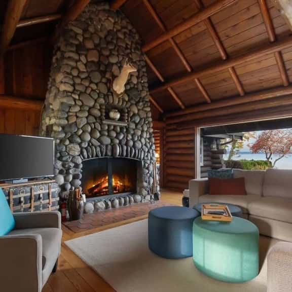 Storybook Waterfront | King + Sound Views - Image 1