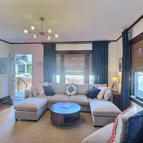 Pet-Friendly Alki 2BR | Sound Views - Image 1