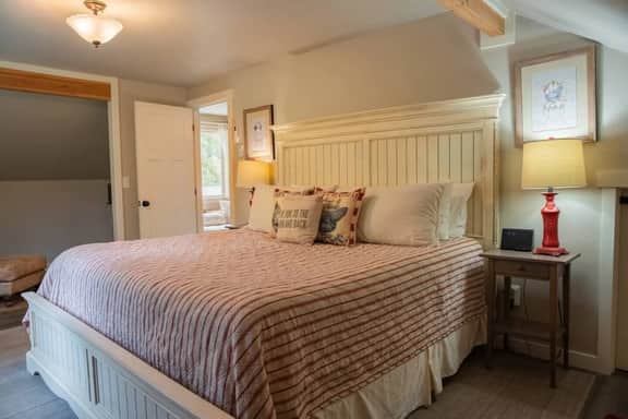 3 King Beds| Near Village | Game Room, BBQ + Creek