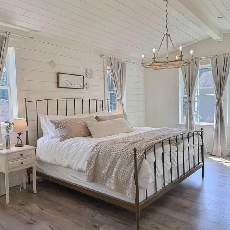 Sleeps 14 | 8 Beds, A/C, Theater + Free Parking